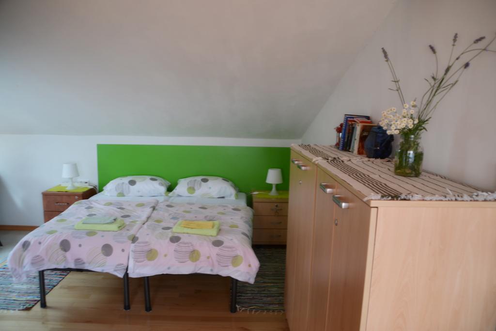 Apartment Antonija With Seaview Fiume Esterno foto
