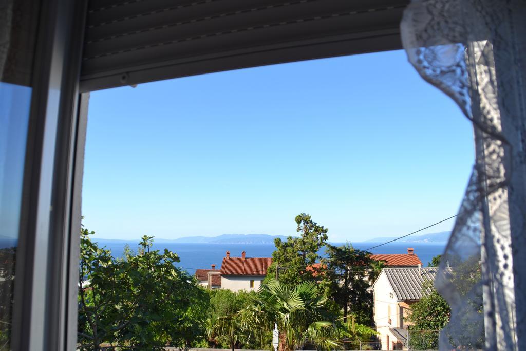 Apartment Antonija With Seaview Fiume Esterno foto